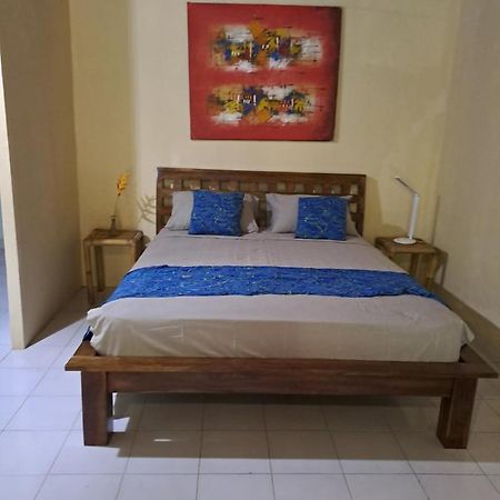Shalana Homestay- Formerly Teka Teki House Seminyak Exteriör bild
