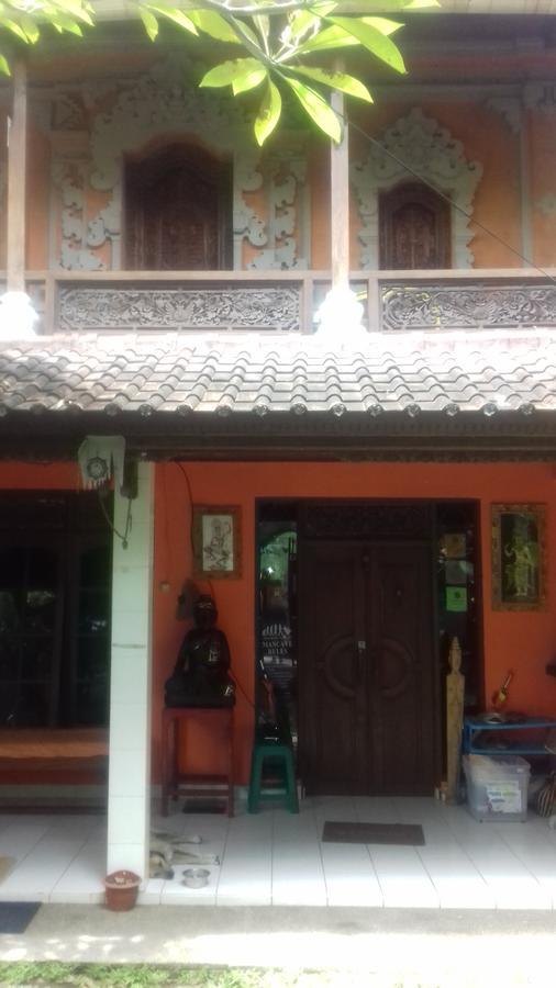 Shalana Homestay- Formerly Teka Teki House Seminyak Exteriör bild