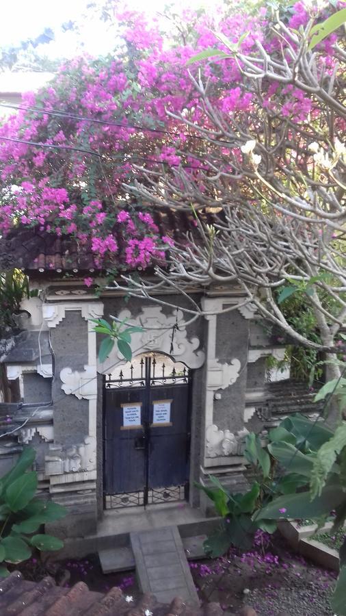 Shalana Homestay- Formerly Teka Teki House Seminyak Exteriör bild